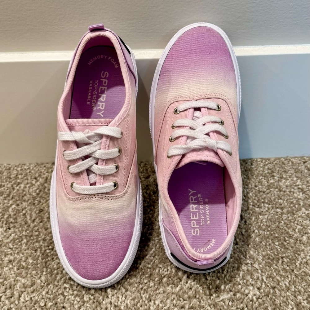 EUC Sperry Girls Washable Sneaker; sz 1.5.